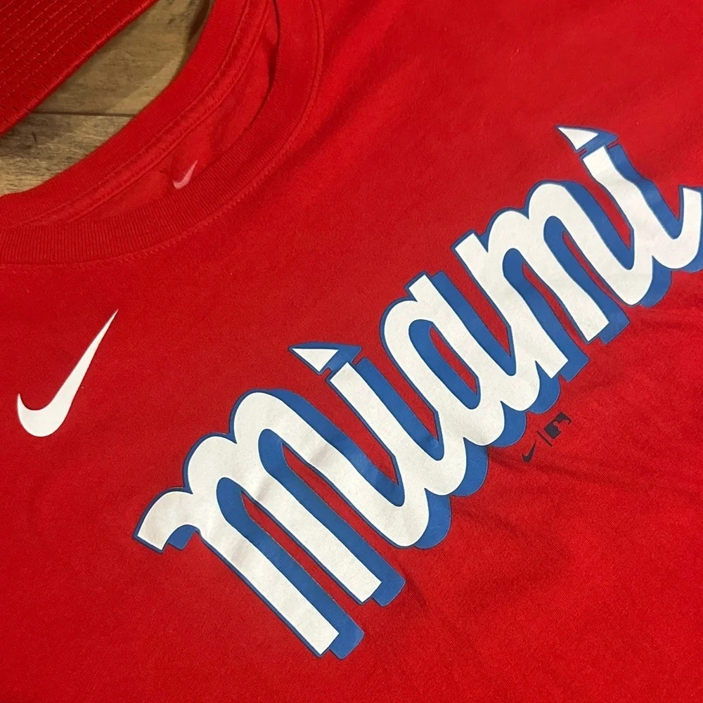 NIKE MLB Miami Marlins Short Sleeve T-Shirt, Size XXL